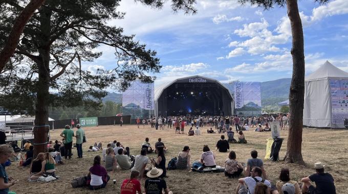 Festival Décibulles 2022 :  un festival penché et sa soixantaine de bières à déguster