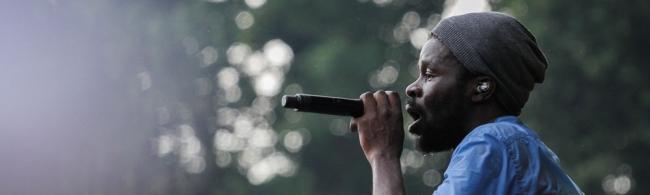 Féfé reporte son concert au Festival Overlook pour participer à "On n'est pas couché"