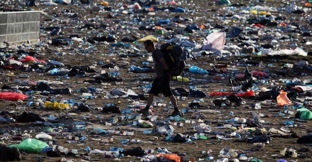 Glastonbury Festival interdit la vente de bouteilles en plastique pour 2019