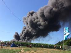 Un incendie détruit 80 véhicules au Boomtown