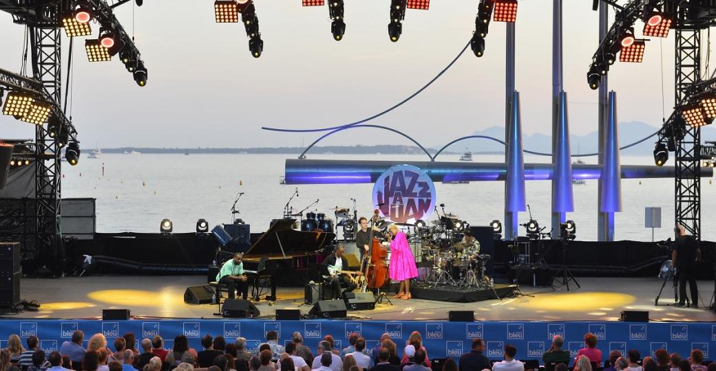 Jazz à Juan : les soirs d'étés magiques entourés de légendes de la musique