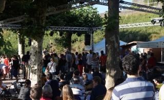 De Bouche à Oreille : petit festival traditionnel au grand coeur