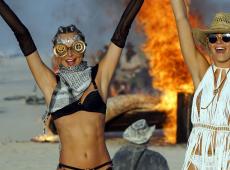 Burning Man veut en finir avec les influenceurs et les forfaits pour campings de luxe