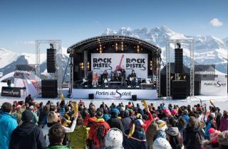 Hyphen Hyphen, Gaëtan Roussel & Ofenbach dans la poudreuse à Rock the Pistes