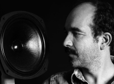 Etienne De Crécy ou Kaz Hawkins : les premiers artistes du Blues Autour du Zinc