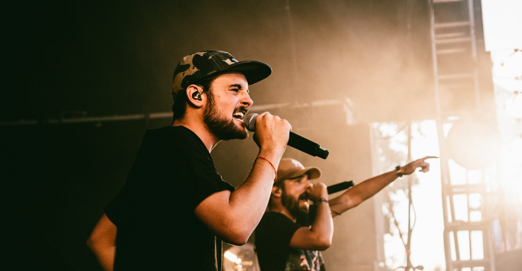 Le tempo est donné pour la soirée de l'Evenstar Reggae Festival