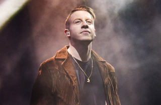 Macklemore, Dadju et Dionysos pour les vingt ans de Papillons de Nuit