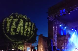 Festival Yeah!, 3 jours de vie de château dans le massif du Luberon