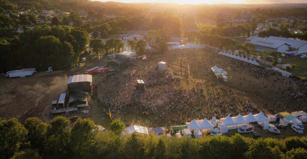 Dinos et Rodrigo y Gabriela au programme du festival Au Pont du Rock 2024