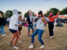 En Bretagne, le festival Bobital va recevoir Angèle, Vladimir Cauchemar et Gazo