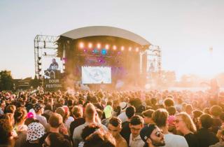 Dour ajoute 33 nouveaux noms à son line-up déjà chargé