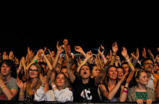 4 artistes qui font mettre le feu au festival Rock in Evreux 