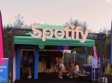 En réponse à la taxe streaming, Spotify se désengage des Francofolies et du Printemps de Bourges