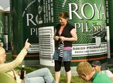 Un festival danois propose de dormir dans des canettes de bière