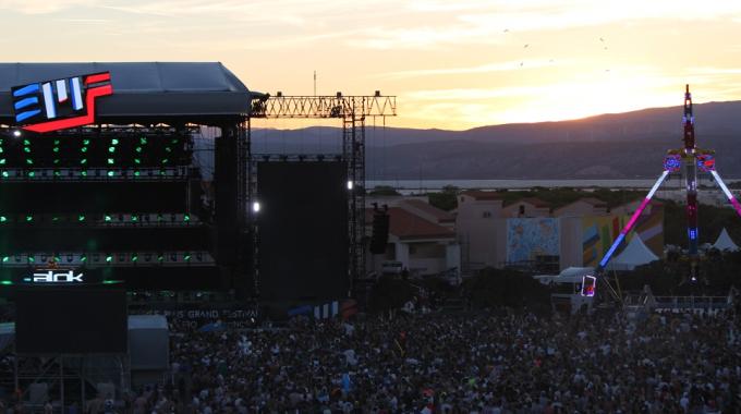 Electrobeach Festival, sea, electro and fun